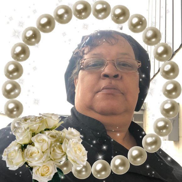 Profile Picture of Pamela Walker (@pamelawalker273) on Poshmark