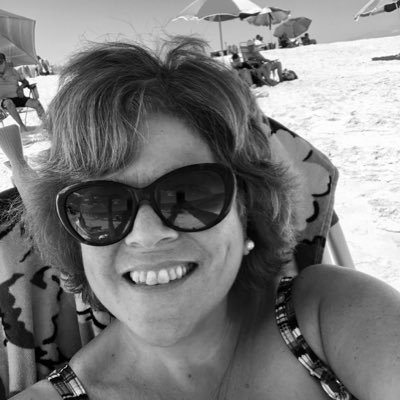 Profile Picture of Lisa Glavin (@lili2thegee) on Twitter