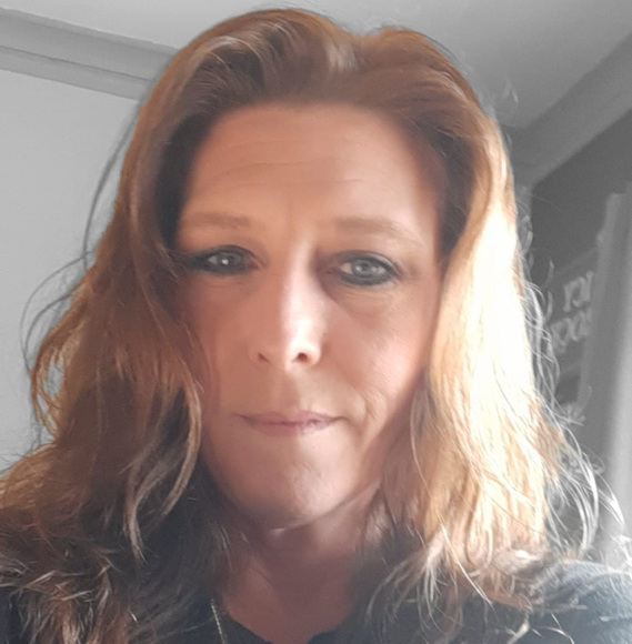 Profile Picture of Samantha Pradarelli (@samerelli) on Poshmark