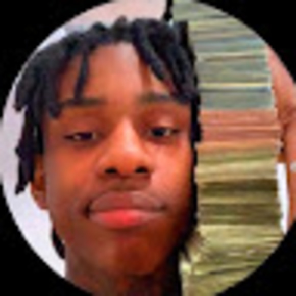 Profile Picture of Th4tch3r Zerges (@tjzerges) on Poshmark