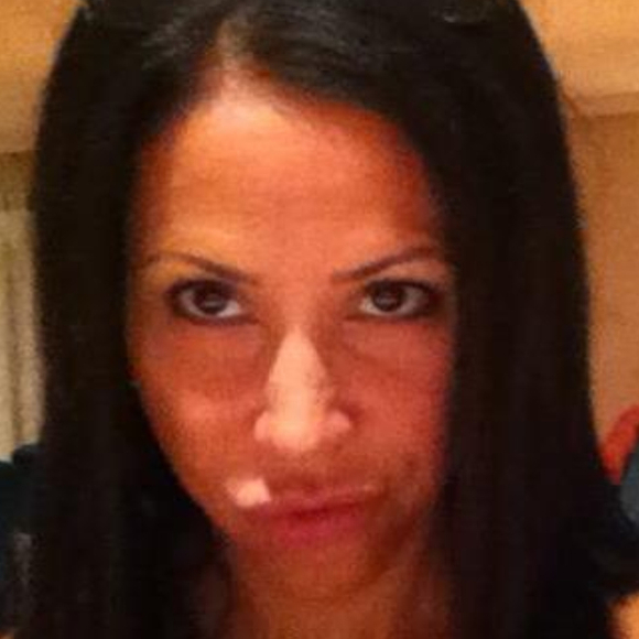 Profile Picture of Anna Cancellieri (@bananaanna) on Poshmark