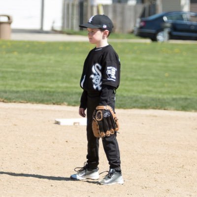 Profile Picture of Lisa Shields (@shi4974) on Twitter