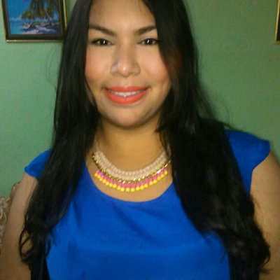 Profile Picture of Andrea Ross (@Rossnaiby) on Twitter