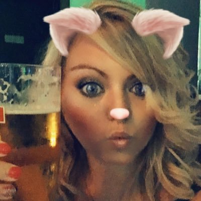 Profile Picture of Claire Dickson (@clarraboo) on Twitter