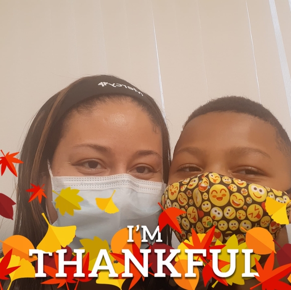 Stephanie Revere - Poshmark Profile Picture of Stephanie Revere (@sar34095) on Poshmark