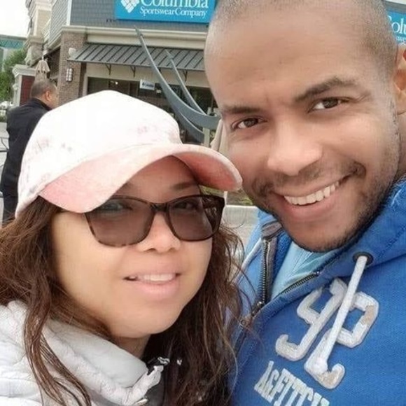 Profile Picture of Lee Deener (@leedeener) on Poshmark