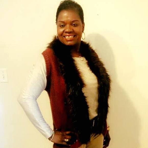 Profile Picture of Georgia Mesidor (@hillron) on Poshmark