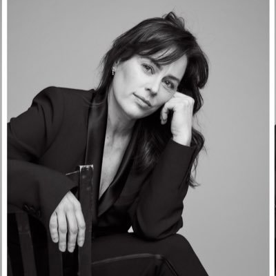 Profile Picture of Jill Halfpenny (@halfpennyjill) on Twitter