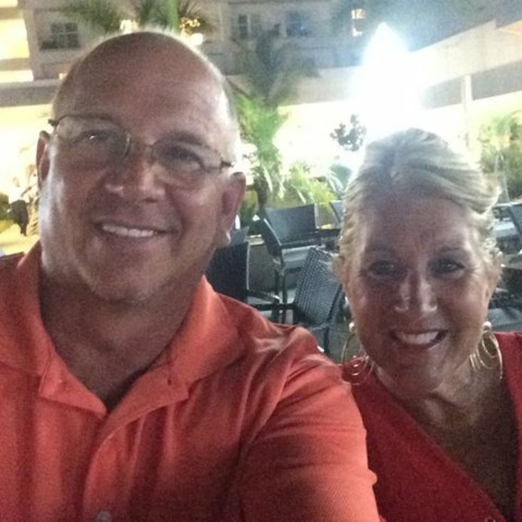 Profile Picture of Rickntrenia Oldendick (@bigo1433) on Poshmark