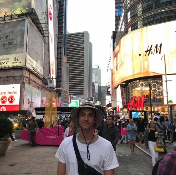 Profile Picture of Jeremie Gavillet (@fourmiej) on Poshmark