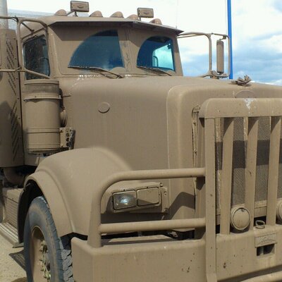 Profile Picture of Paul Thorne (@1paulthorne) on Twitter