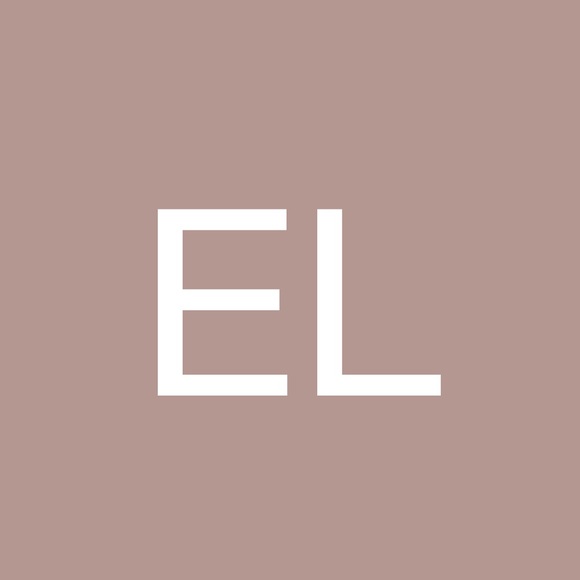 Profile Picture of Ericka Lainez (@erickalainez07) on Poshmark