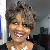 Profile Picture of Evelyn Holcomb (@evandmack) on Youtube