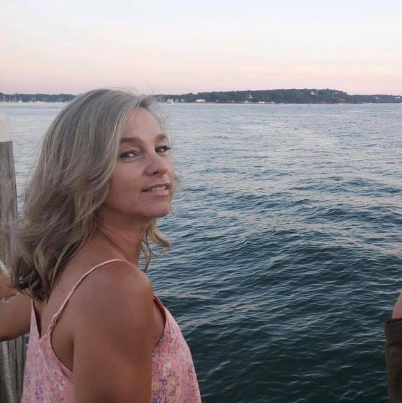 Profile Picture of Janine Kachadourian (@jclkach) on Poshmark