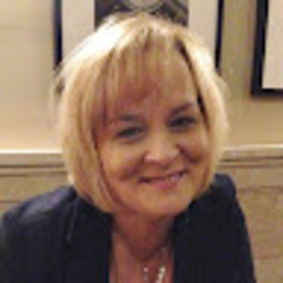 Pam Lacross - Poshmark Profile Picture of Pam Lacross (@pflacross) on Poshmark