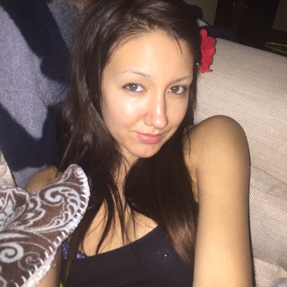 Profile Picture of Ariel Ochoa (@coolkid82) on Poshmark