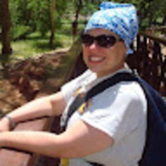 Profile Picture of Kimberly Mccurry (@kamline80) on Poshmark