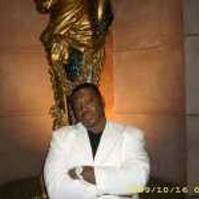 Profile Picture of Ray fair (@C_claims_fair) on Twitter