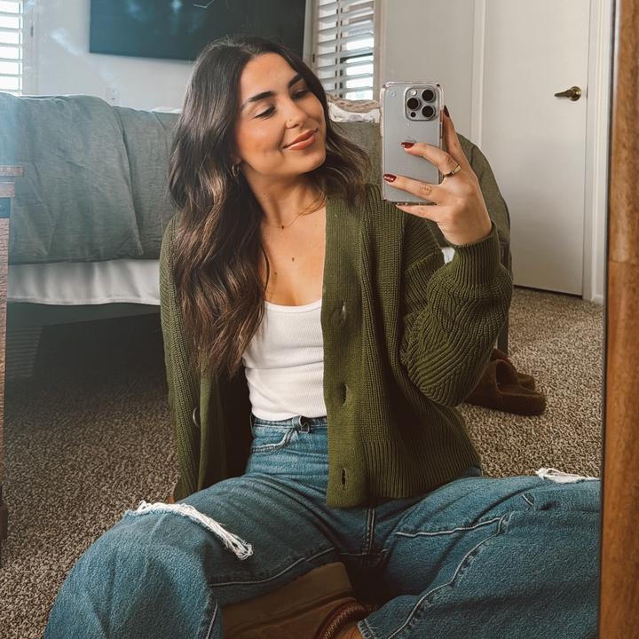 Profile Picture of Mia Miller (@@miamizzle0) on Tiktok