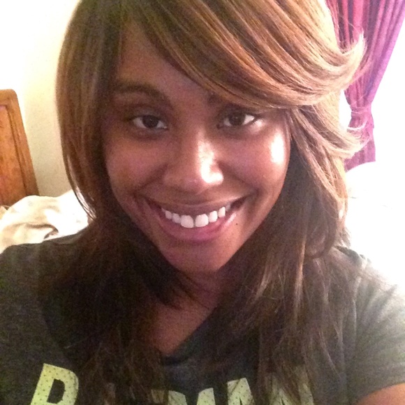 Profile Picture of Megan Stevenson (@meganstevens903) on Poshmark