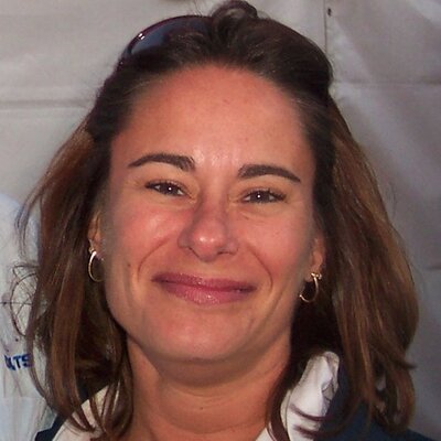 Profile Picture of Kim Bobbitt (@kimbobbitt) on Twitter