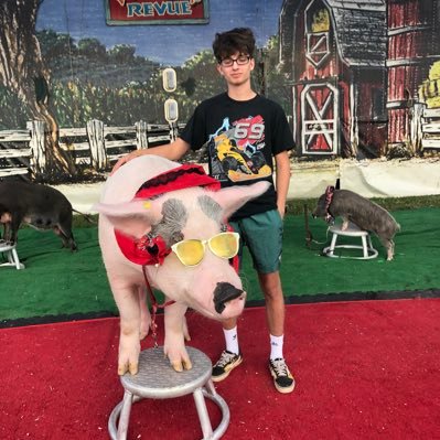 Profile Picture of Lukegarcia (@garcialovesgod) on Twitter