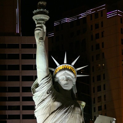 Profile Picture of Alexa Farber (@NVSmallBiz) on Twitter