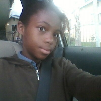 Profile Picture of Julia Plummer (@JuliaPlumm) on Twitter