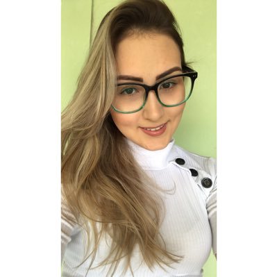 Profile Photo of Victória Beal (@VictriaBeal1) on Twitter