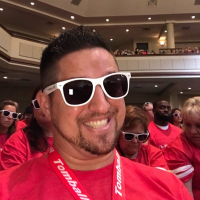 Profile Picture of Mark Roszyk (@MrRoszyk) on Twitter