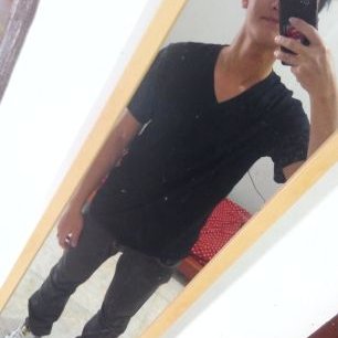 Profile Picture of Lawrence Lim Perez (@lawrenceperez98) on Twitter