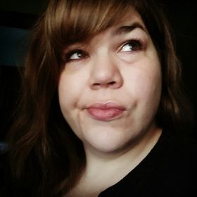 Profile Picture of Tara Schneider (@ketteelf) on Pinterest
