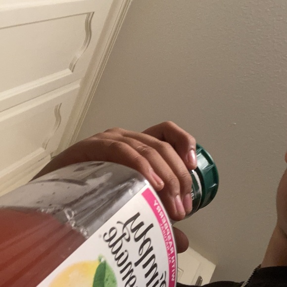 Profile Picture of Daniel Olguin (@olguindaniel06) on Poshmark