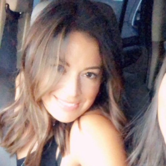 Profile Picture of Amy Losman warden (@amylosman) on Poshmark