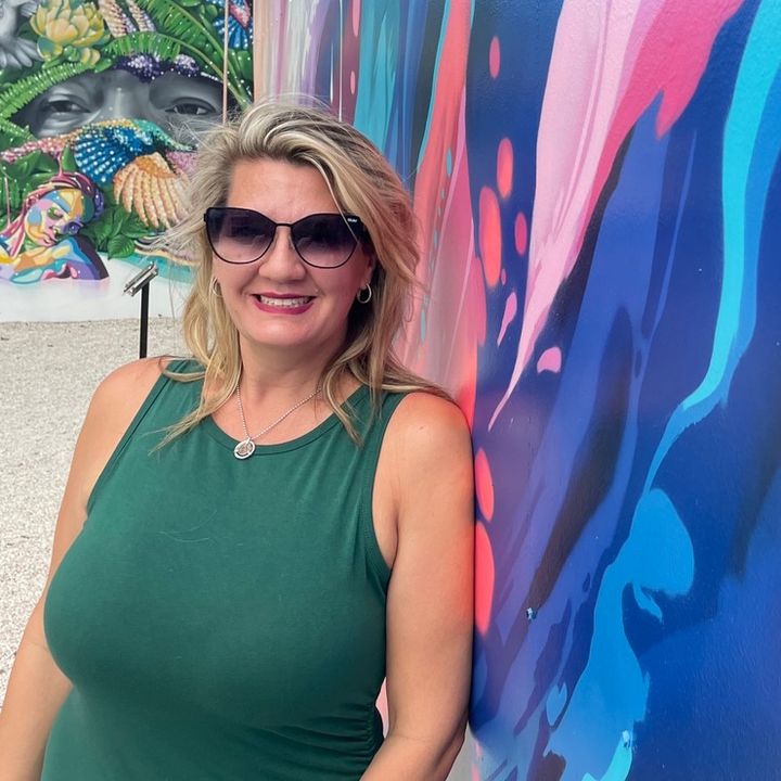 Profile Picture of HeatherDartezArt (@heatherdartezart) on Tiktok