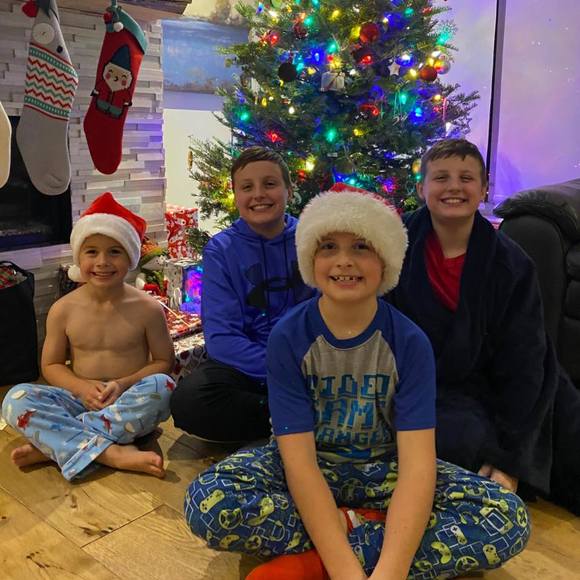 Profile Picture of Amanda Fournier (@aekfournier) on Poshmark