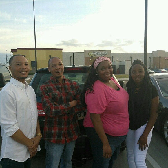 Profile Picture of Latasha Fowler (@latashafowler) on Poshmark