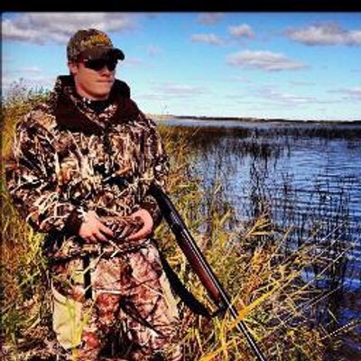 Profile Picture of Zach Meschke (@MeschMan33) on Twitter