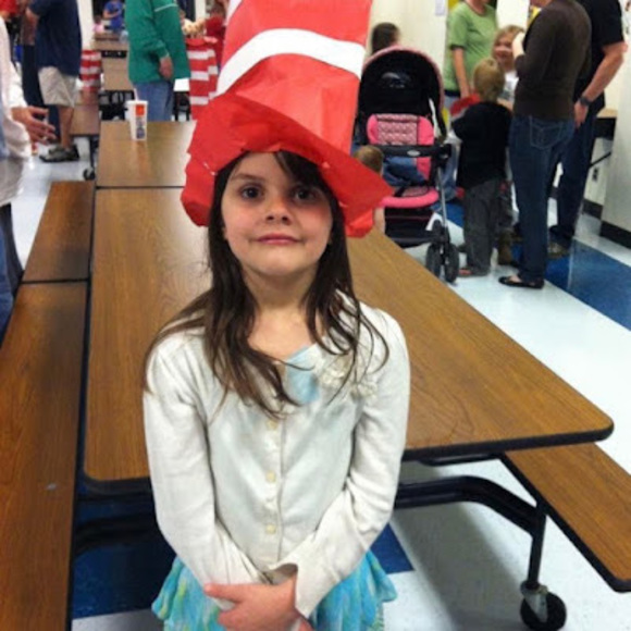 Profile Picture of Kiersten Haukapp (@kierstenhallk) on Poshmark