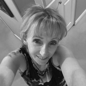 Profile Picture of Rosanne Mackenzie (@rosannemac) on Pinterest