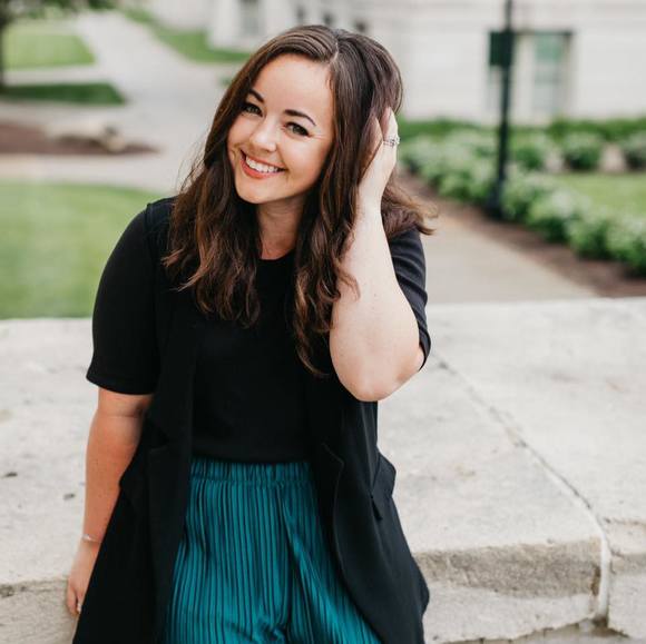 Profile Picture of Danielle Ostrander (@d_ostrander) on Poshmark