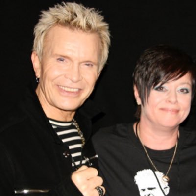 Profile Picture of  💕 Lynn Wilson  💕 (@idolizer55) on Twitter