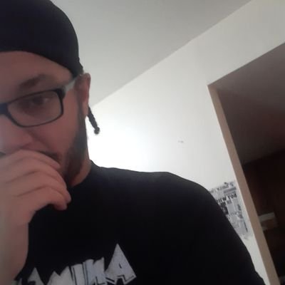 Profile Picture of Richard-Michael (@Yngrichiconic) on Twitter