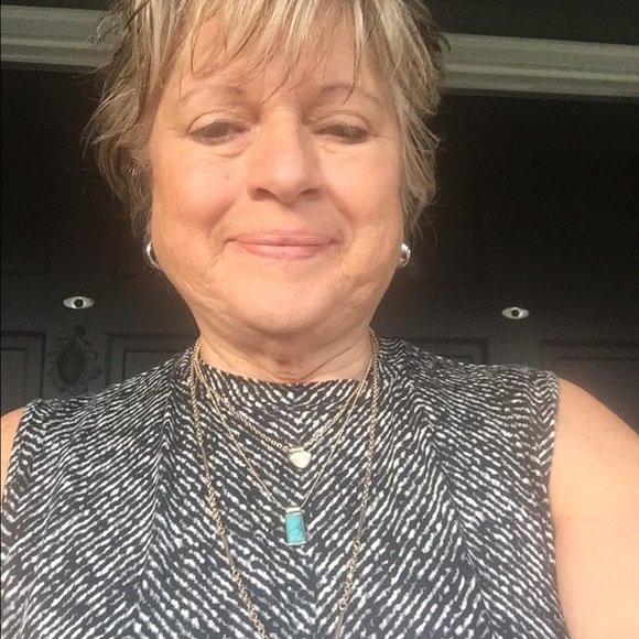 Profile Picture of Barbara Biel (@bjbiel) on Poshmark