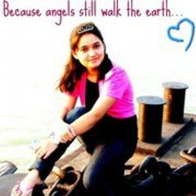 Profile Picture of Amrita Mukherjee (@AmritaMukherje) on Twitter