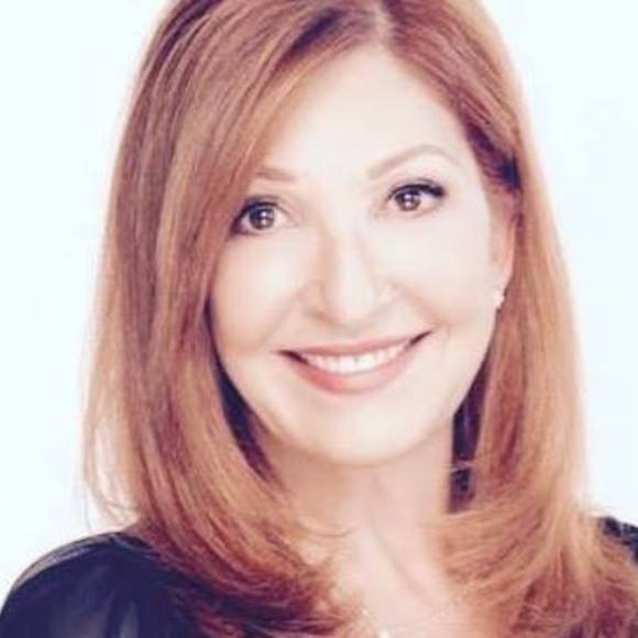 Profile Picture of Alice Ristak (@alice_ristak) on Poshmark