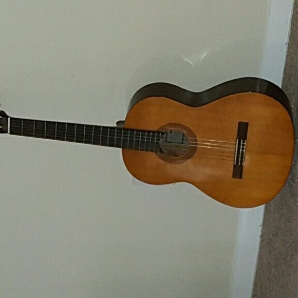 Profile Picture of Adonis Fuentes (@youngwillis) on Poshmark