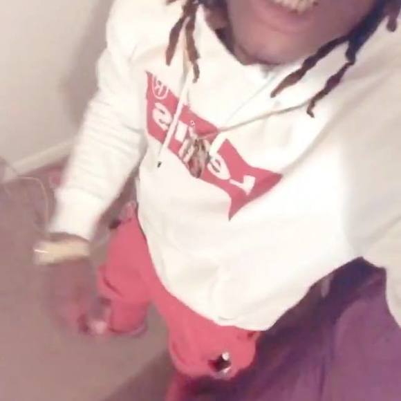 Profile Picture of Gvo Kasson (@gvokasson) on Poshmark