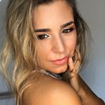 Profile Picture of Clementine Bella (@clembellamua) on Instagram