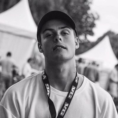 Profile Picture of 𝐌𝐚𝐭𝐭𝐡𝐞𝐰 𝐌𝐢𝐭𝐜𝐡𝐞𝐥𝐥 𝐌𝐜𝐋𝐞𝐚𝐧. (@MatttewMcLean) on Twitter